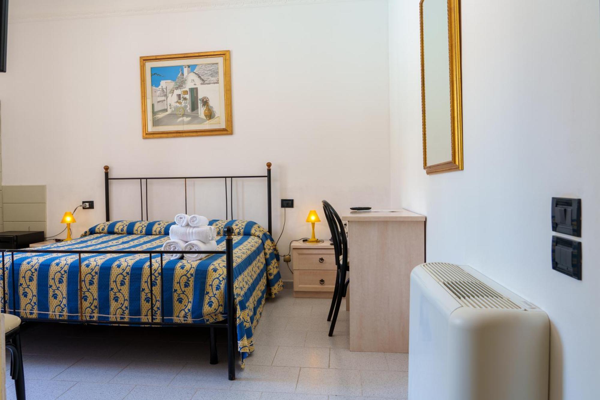 Hotel Le Macine Santa Cesarea Terme Exterior photo