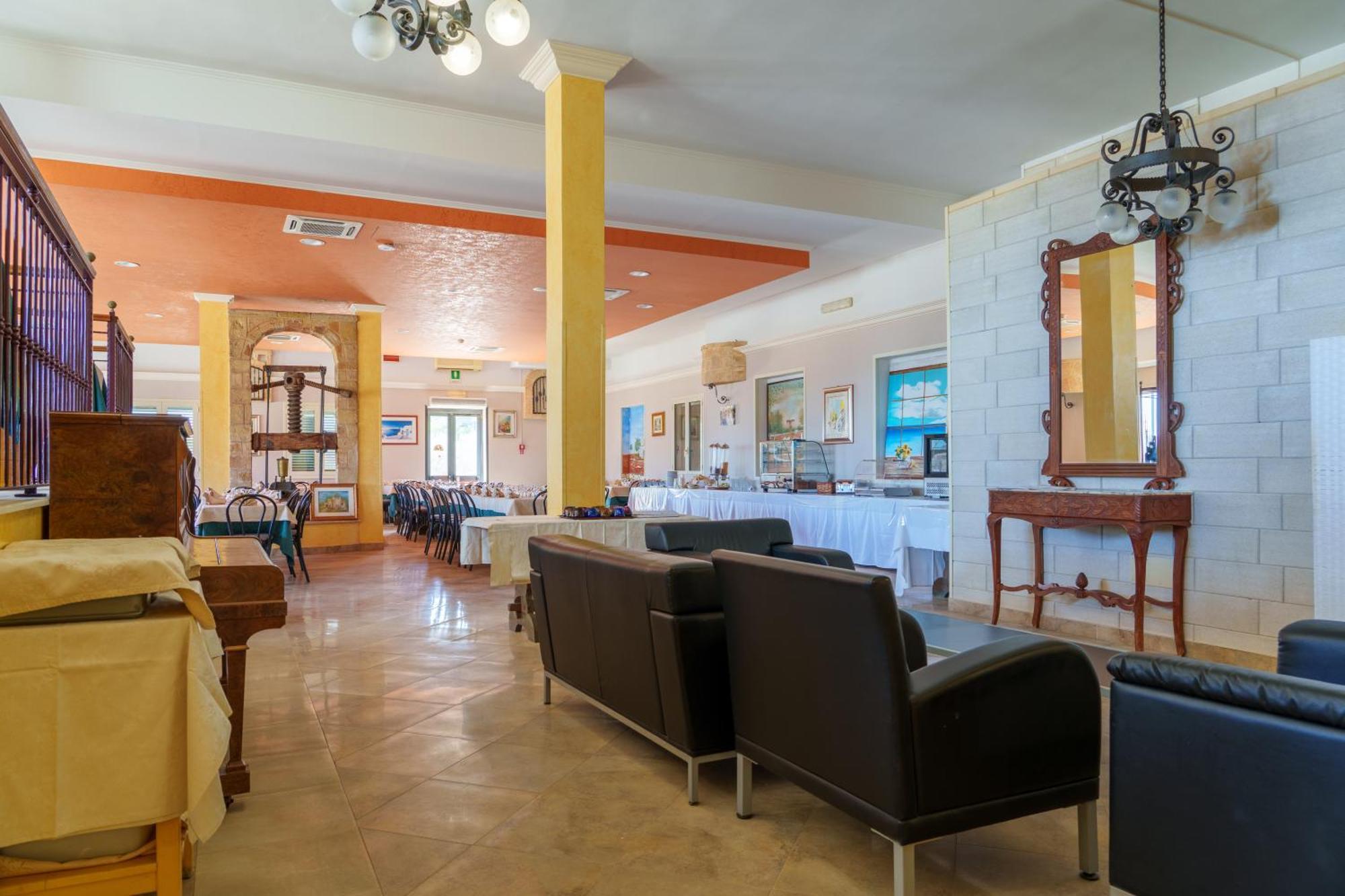Hotel Le Macine Santa Cesarea Terme Exterior photo